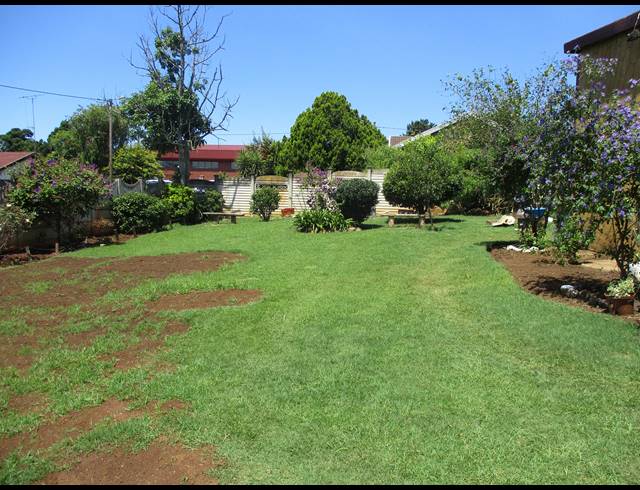 5 BEDROOM FREEHOLD FOR SALE IN HOWICK WEST
